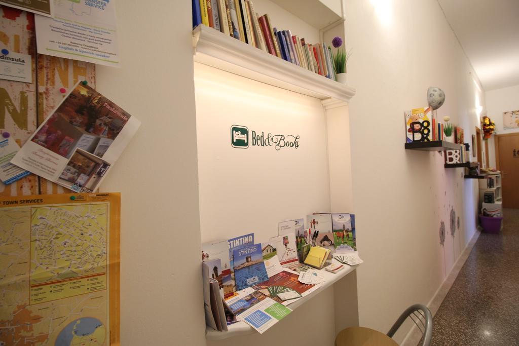 Bed 'N Books Acomodação com café da manhã Sássari Exterior foto